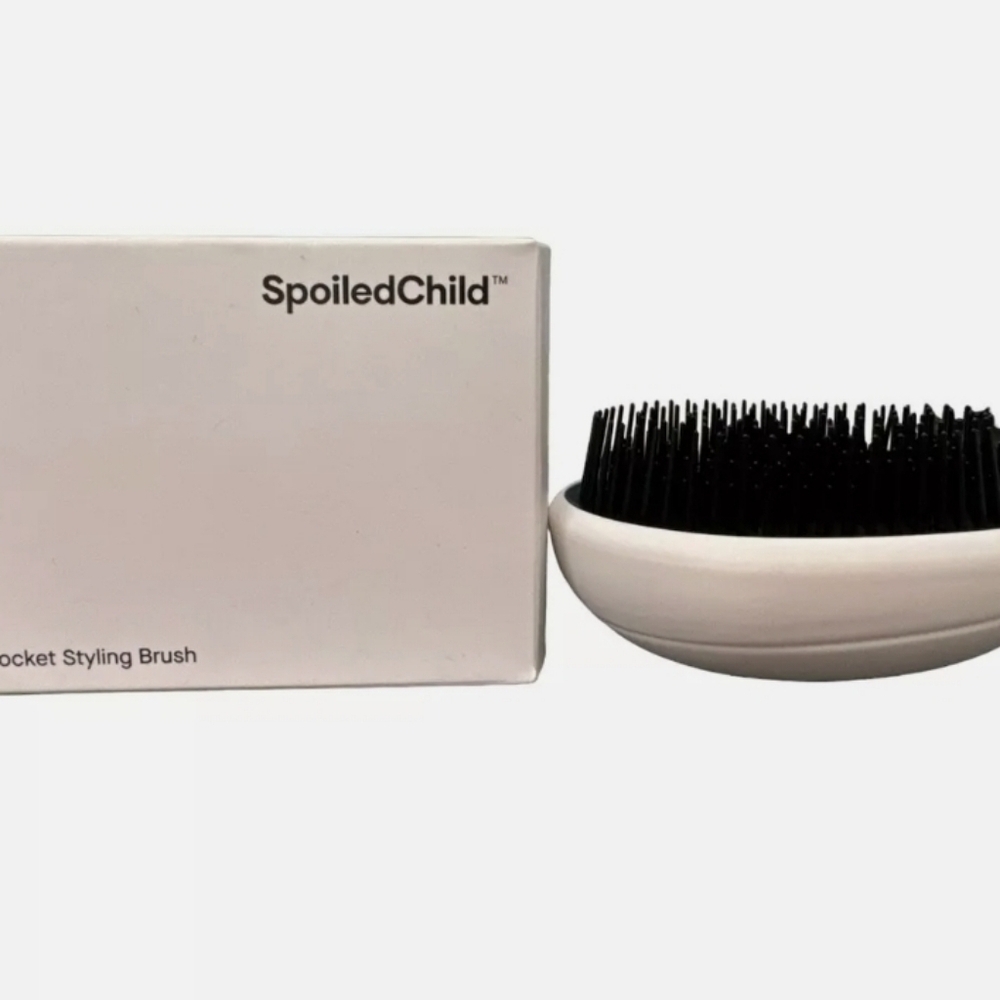 NEW SPOILEDCHILD Pocket Styling Brush
